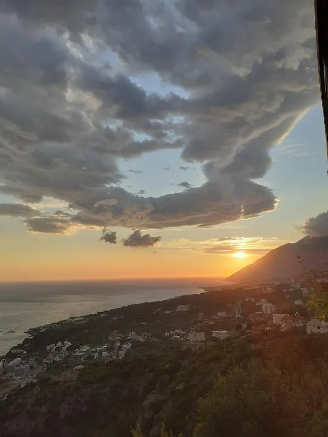 Xheko Rooms Dhermi Hotel