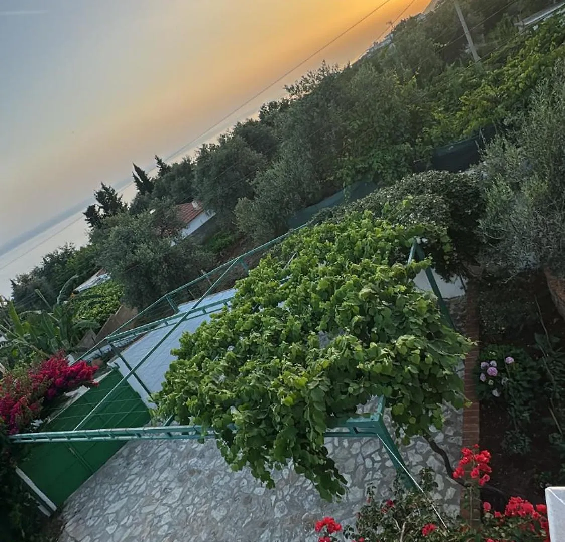 Xheko Rooms Dhermi Albania