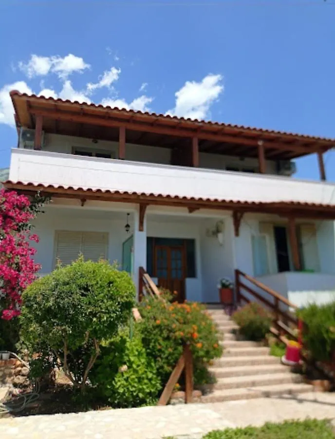 Xheko Rooms Dhërmi 3*,  Albania